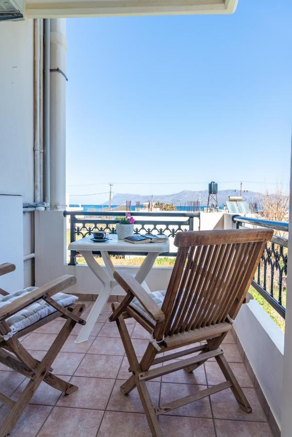 Bluewind Apartments - Near The Sea Kíssamos Екстериор снимка