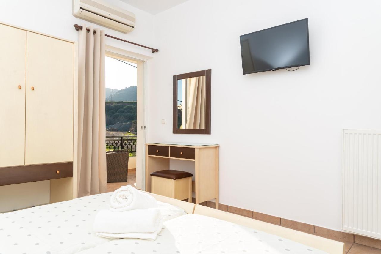 Bluewind Apartments - Near The Sea Kíssamos Екстериор снимка